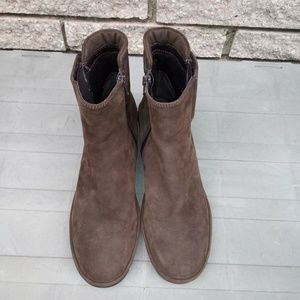 The Flexx Ankle Brown Bootie sz 11 EUC